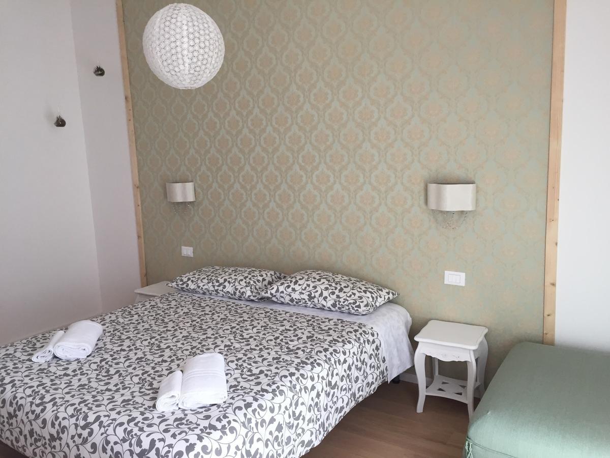 Dante Rooms And Apartment 特伦托 外观 照片
