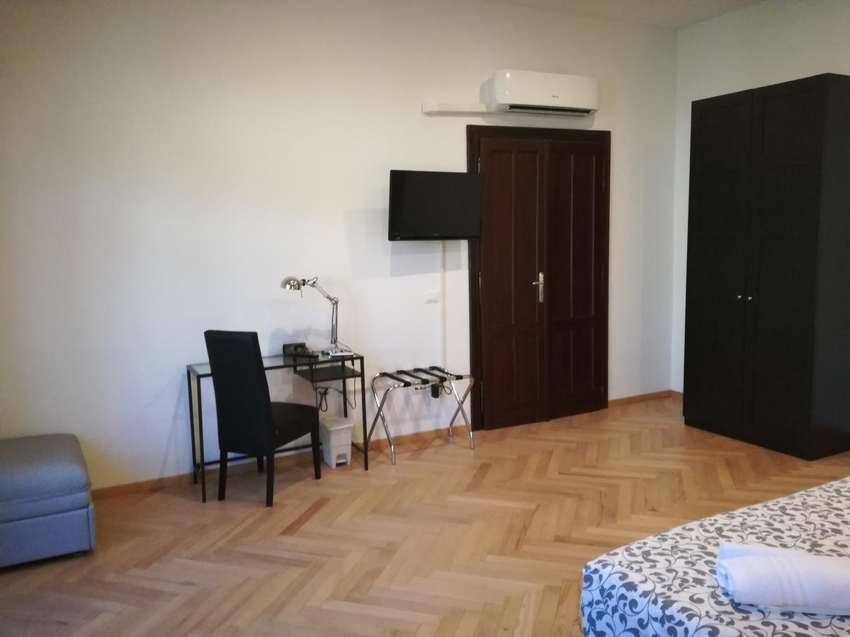 Dante Rooms And Apartment 特伦托 外观 照片