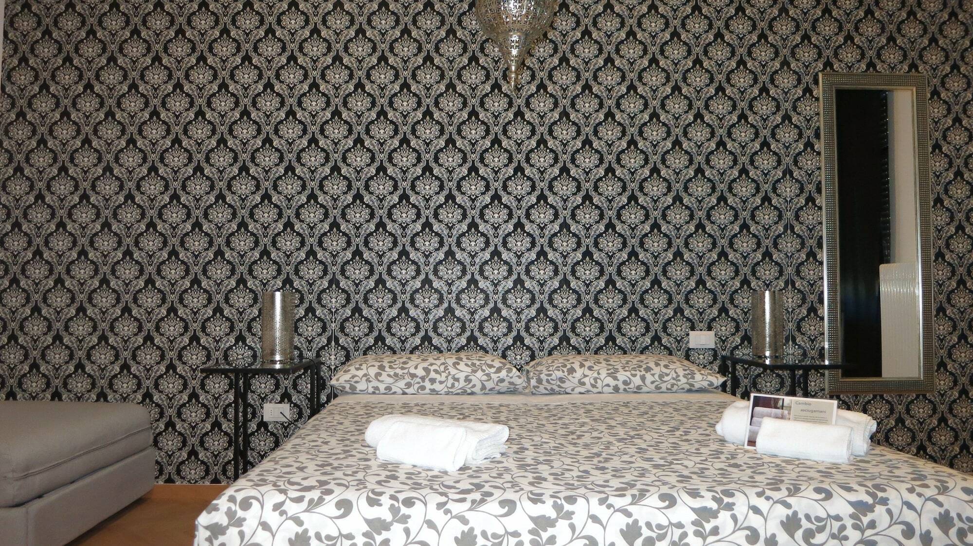 Dante Rooms And Apartment 特伦托 外观 照片